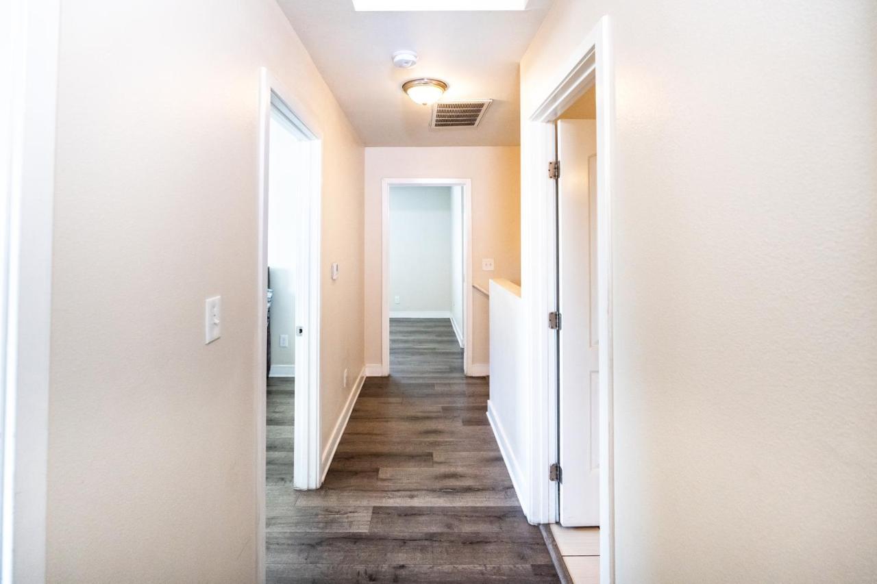 Apartamento Modern Spacious 5 Bedrooms 3-bath Near Downtown La With 2 Parking Los Angeles