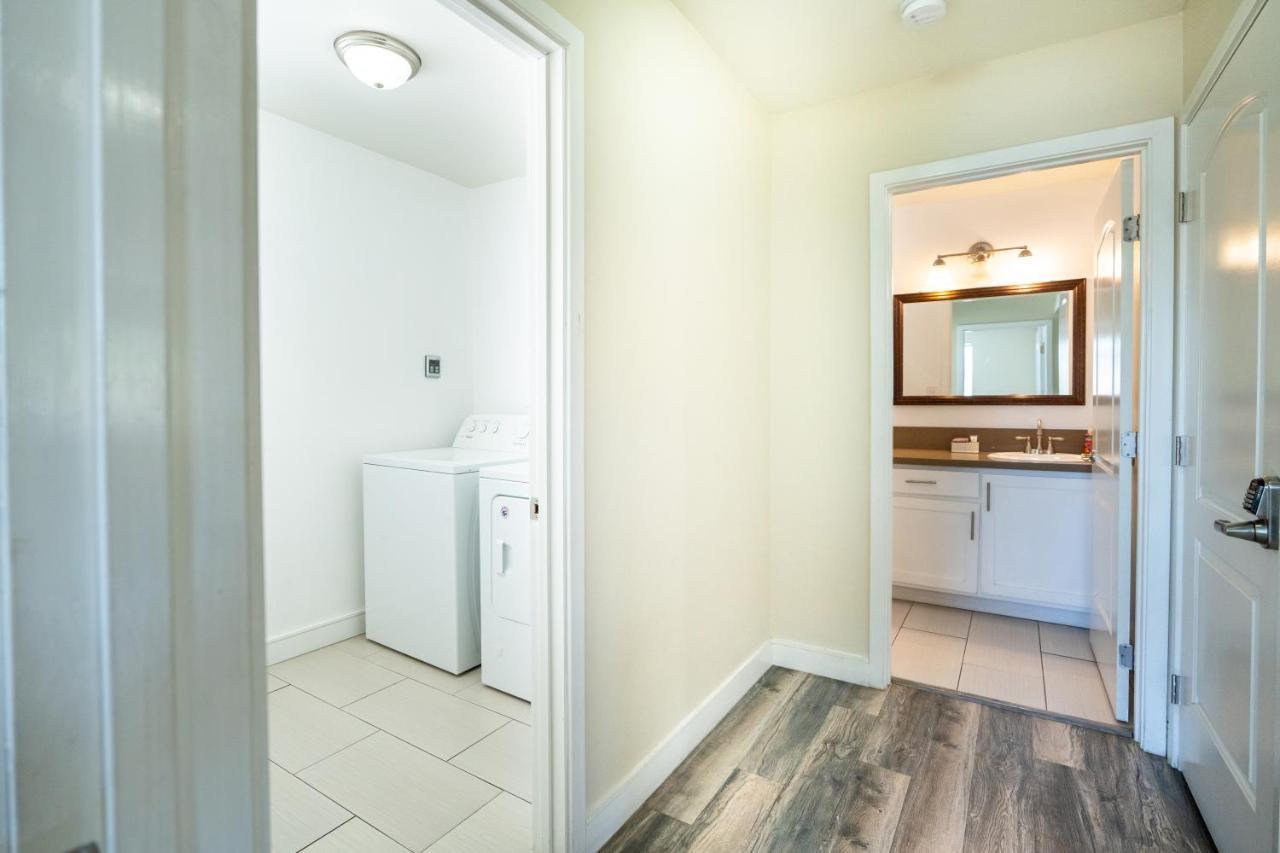 Modern Spacious 5 Bedrooms 3-bath Near Downtown La With 2 Parking